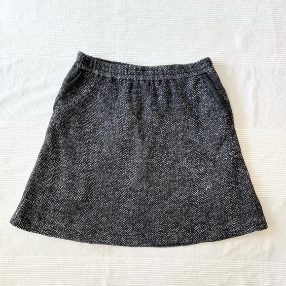 J.Crew Leather Trim Tipped Bell Tweed Wool Blend
Herringbone Skirt - Picture 3 of 10